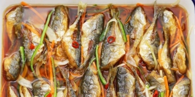 Poissons frits au vinaigre